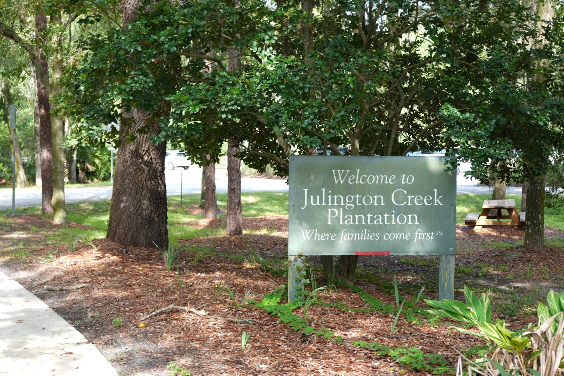1_julington-creek-plantation-welcome-sign-where-families-come-first