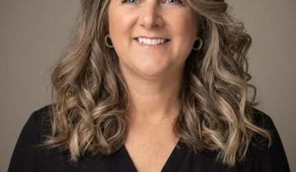 Dana Bradt, Associate at RE/MAX Welcome Home